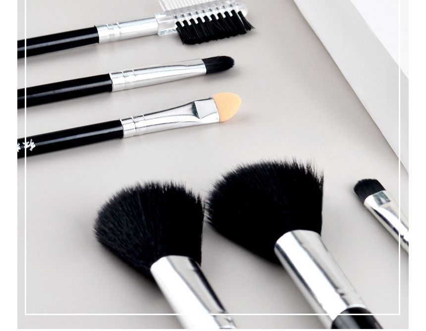 Nreain - Set of 5: Makeup Brush - Image 6